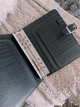 Load image into Gallery viewer, Croc Planner Agenda Cover A5