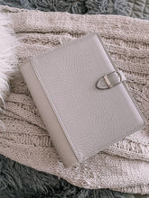 Load image into Gallery viewer, Croc Planner Agenda Cover A5