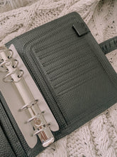 Load image into Gallery viewer, B grade- Croc Planner Agenda Cover Personal size