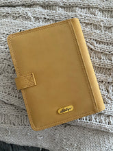 Load image into Gallery viewer, Suede Leather Agenda Cover
